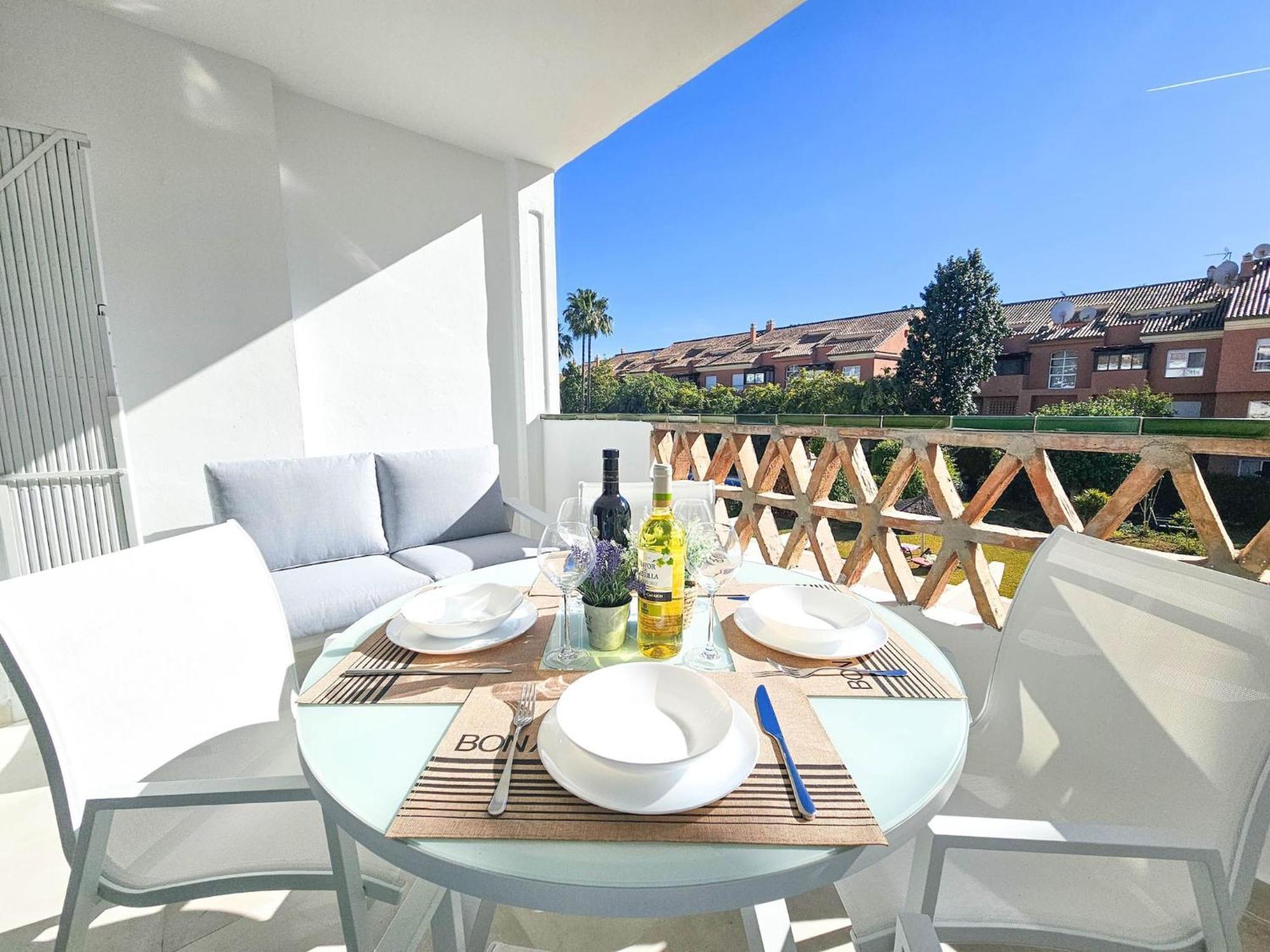 Modern 3 Bedroom In Puerto Banus Apartment Marbella