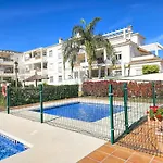 Modern 3 Bedroom Apartment In Puerto Banus