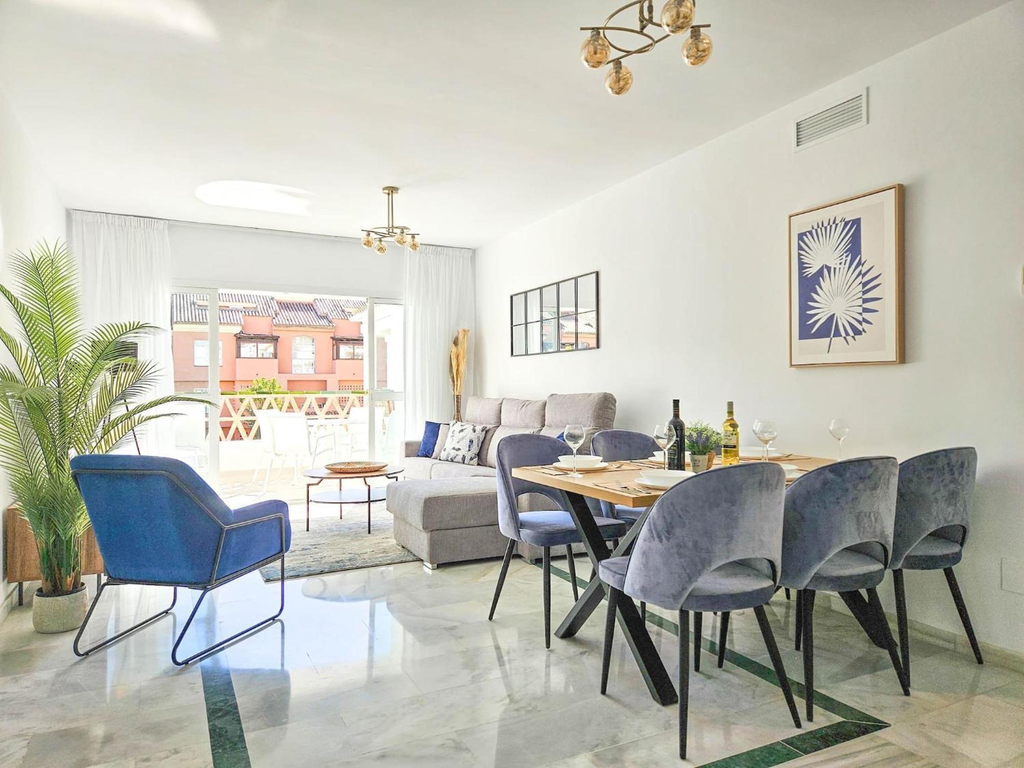 Modern 3 Bedroom In Puerto Banus Apartment Marbella