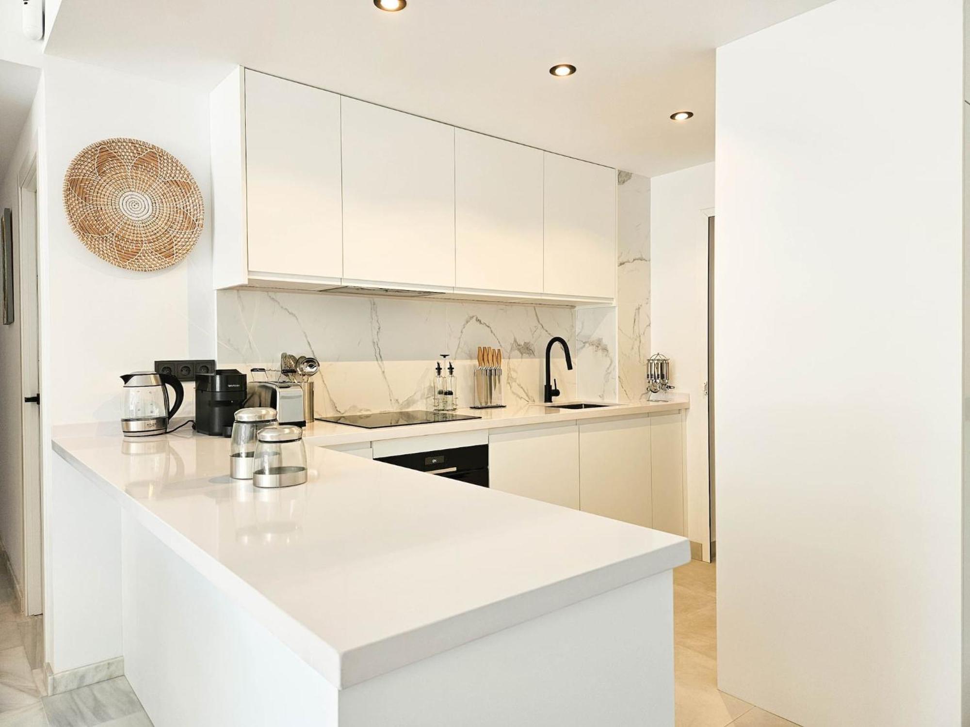 Modern 3 Bedroom In Puerto Banus *
